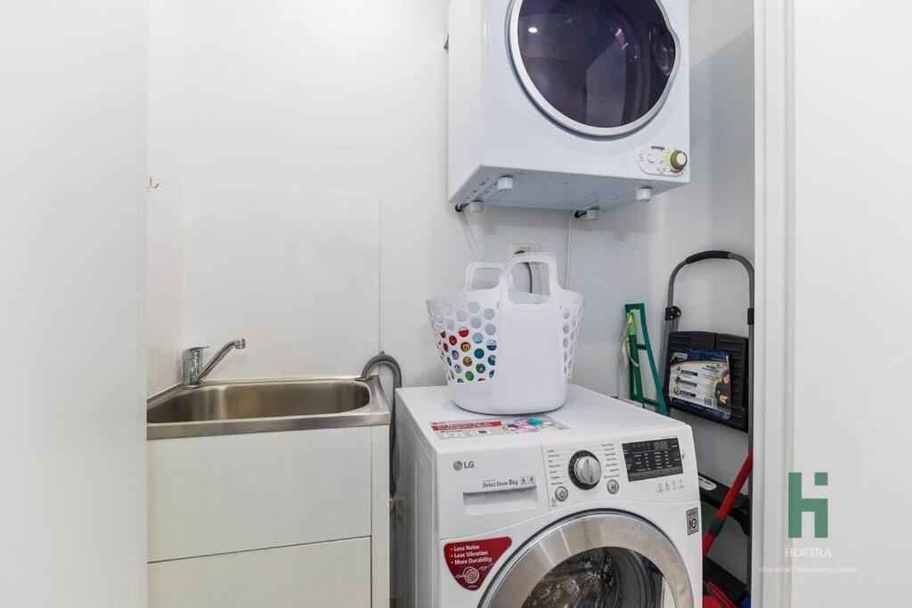 Apartment Homebush Eventhub Contemporary 2b2b *